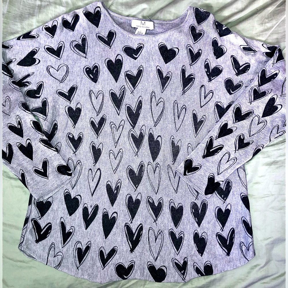 Magaschoni Sweater Top Women’s’ sz L Hearts Modern POP-ART Fun NM